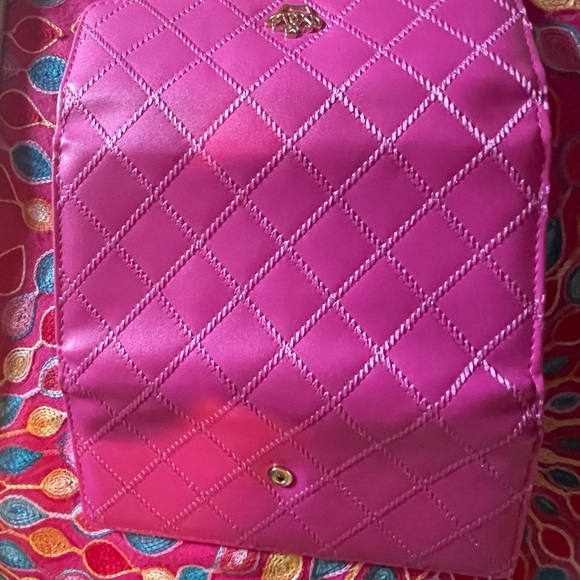 Bright Barbie pink quilted wallet. Approximately 8 x 4”. NWOT - Picture 6 of 6